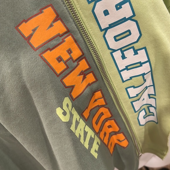 Cropped Jacket with Hoodie - Picture 5 of 6